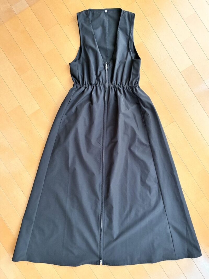 ミニマリスト向きのワンピース