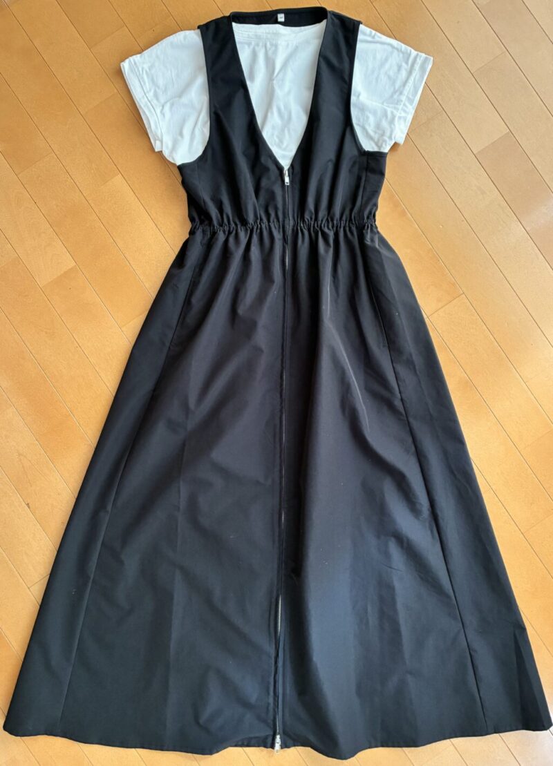 服を減らして垢抜ける最強黒ワンピ
